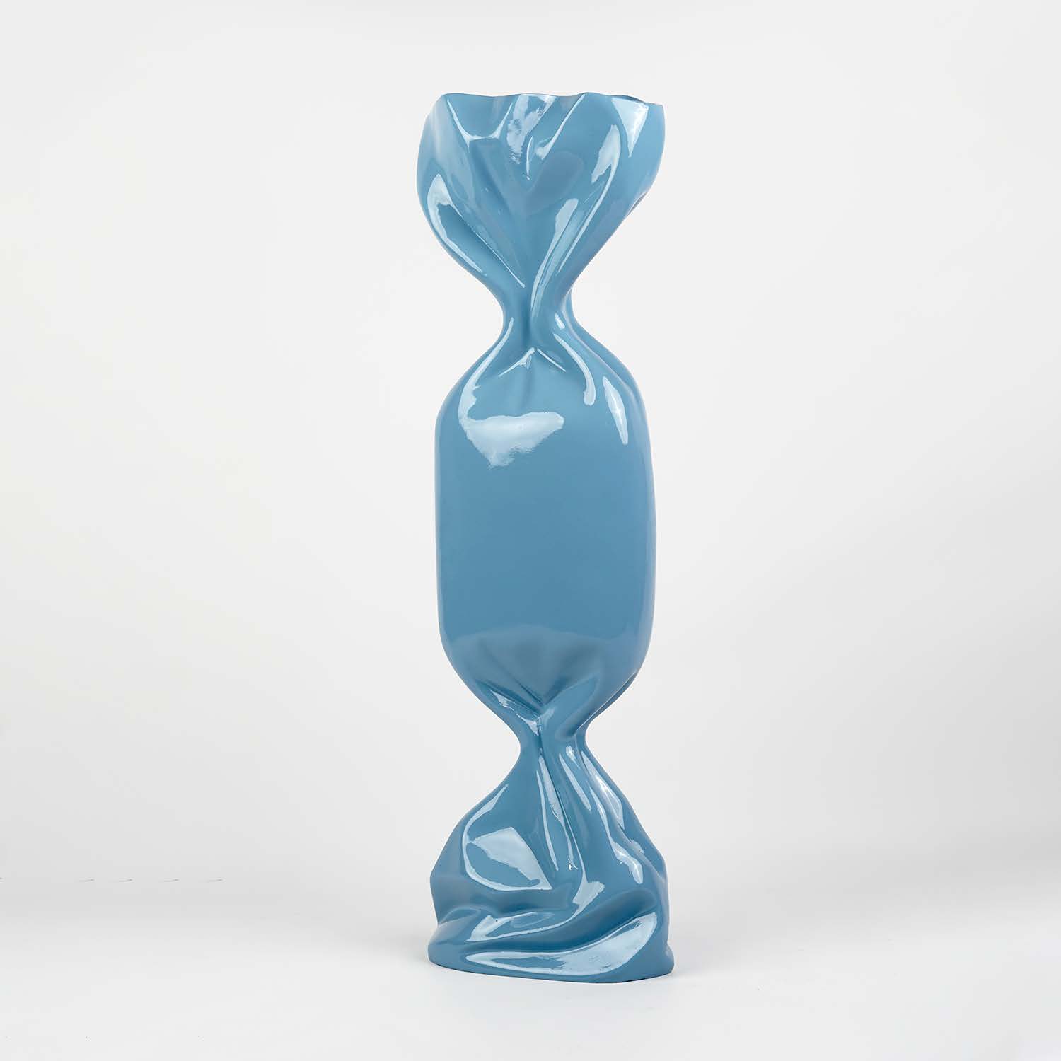 Sculpture de bonbon en résine bleu ciel